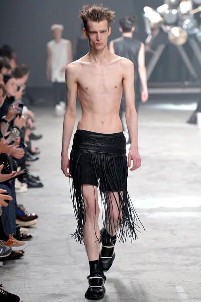 Look 20